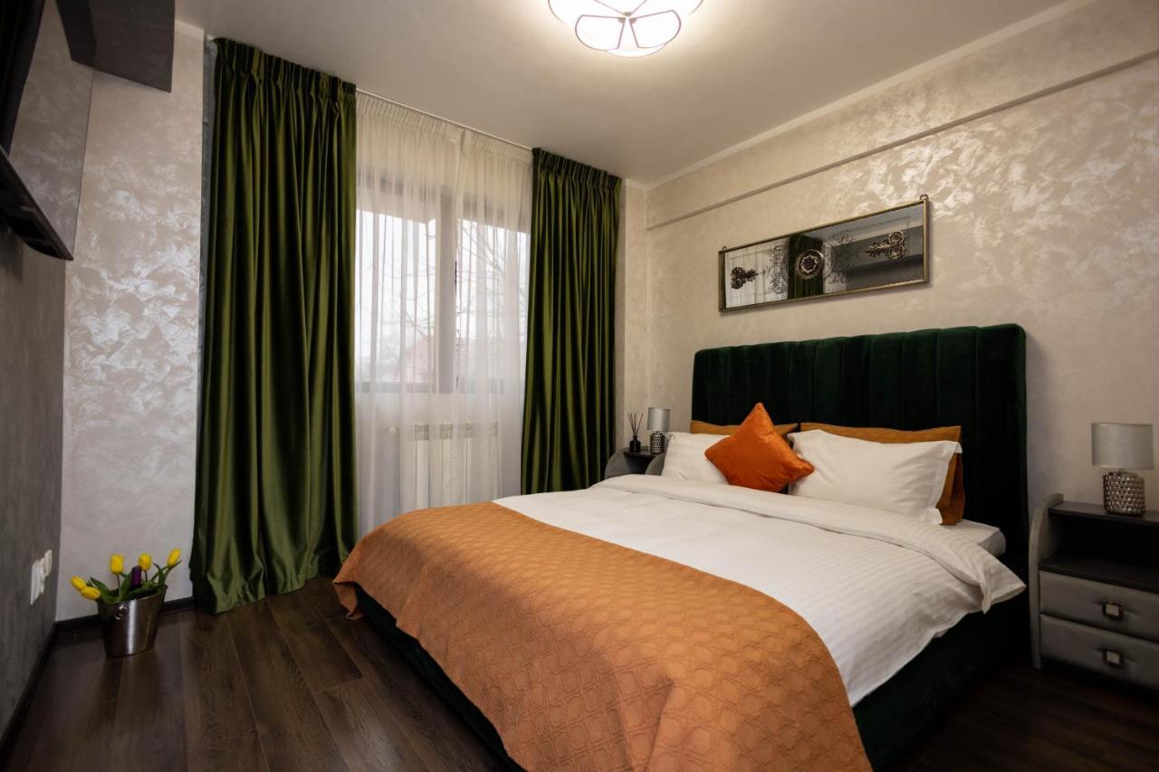 Central Apartament 3 Iasi Ngoại thất bức ảnh