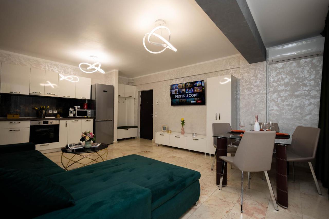 Central Apartament 3 Iasi Ngoại thất bức ảnh